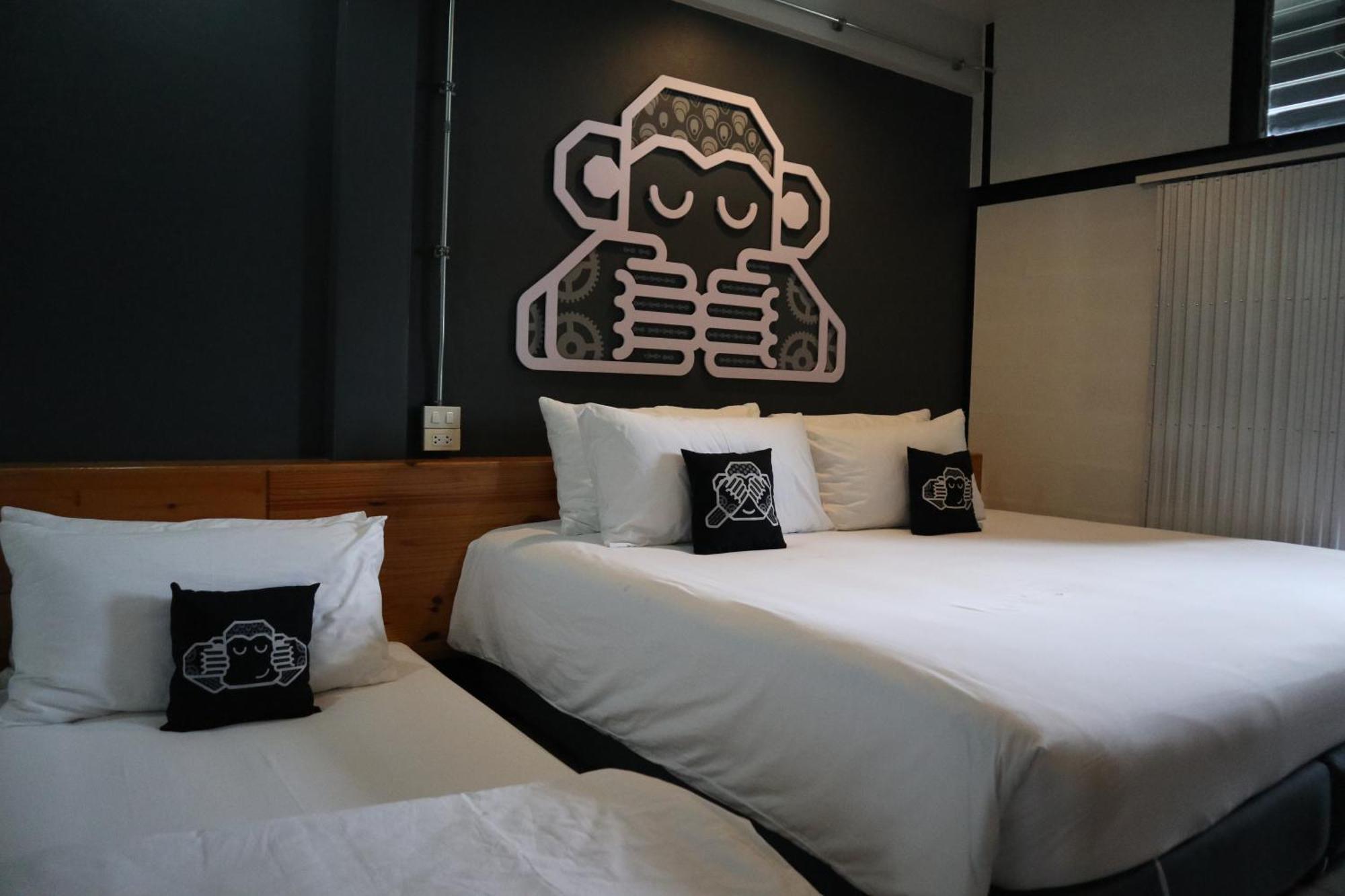 Blu Monkey Hub&Hotel Suratthani - SHA PLUS Certificate Surat Thani Esterno foto
